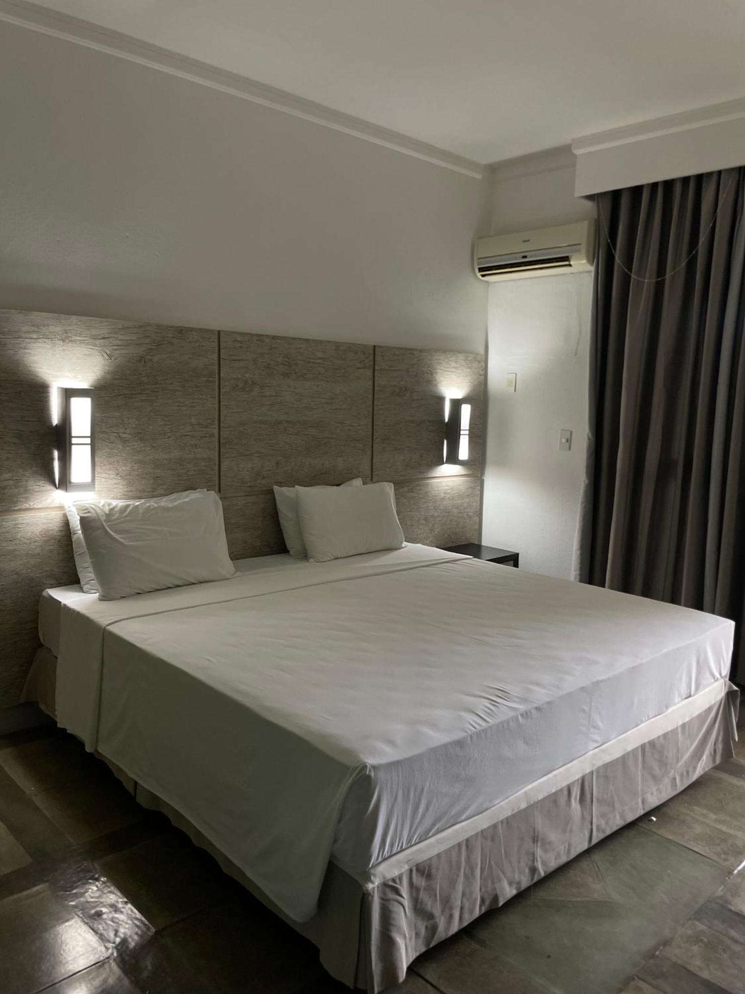 Araguaia Hotel Barra do Garças Buitenkant foto